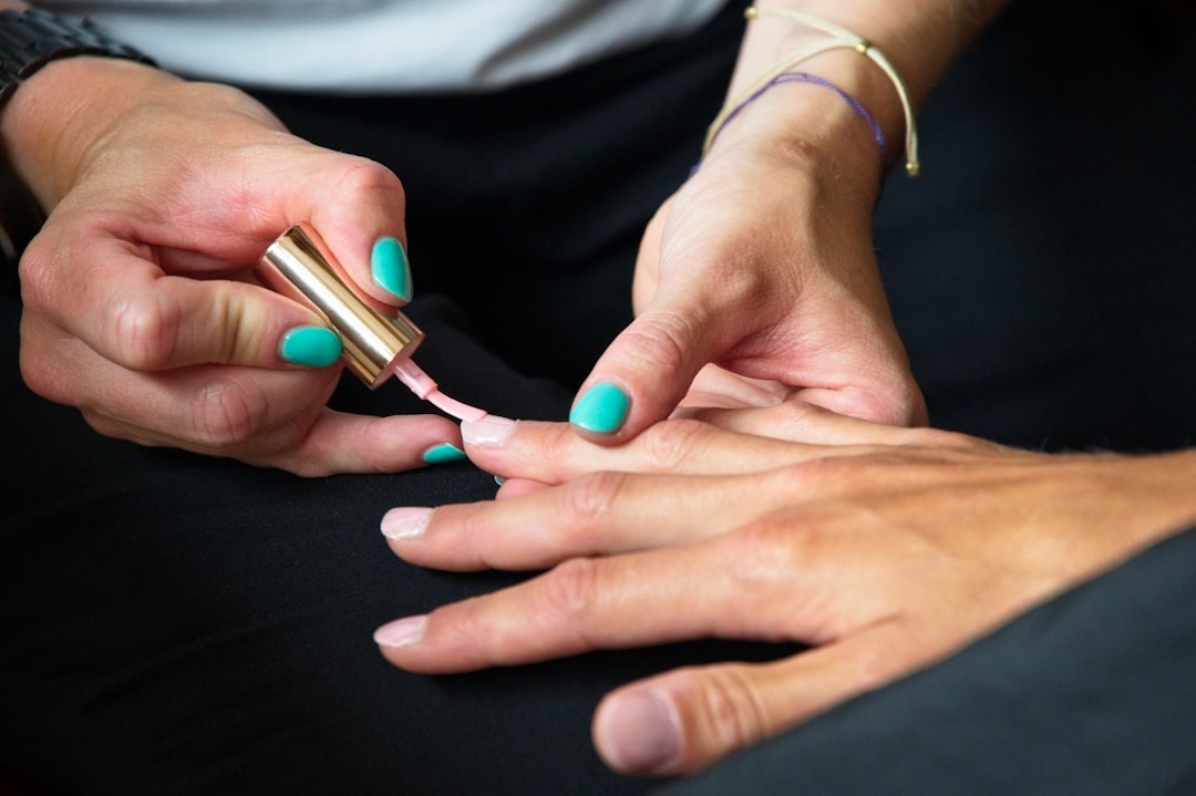 stats-img Preparing colourful fingernails
